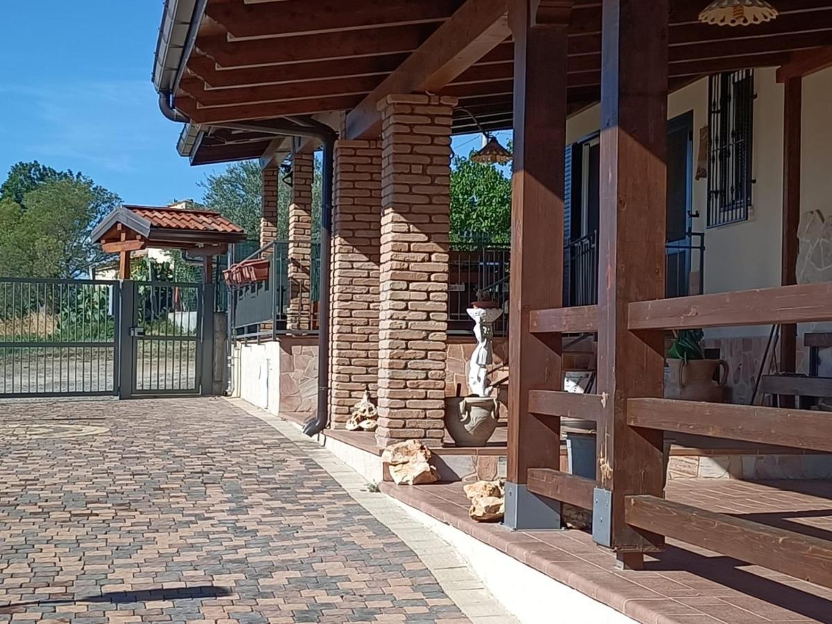 La Taverna Di Angela Amendolara Eksteriør bilde